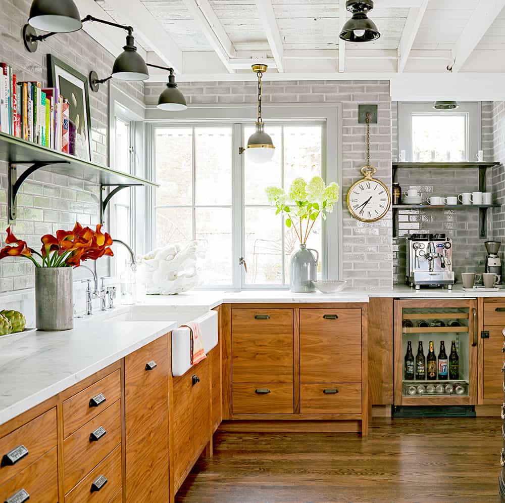clean oak cabinets
